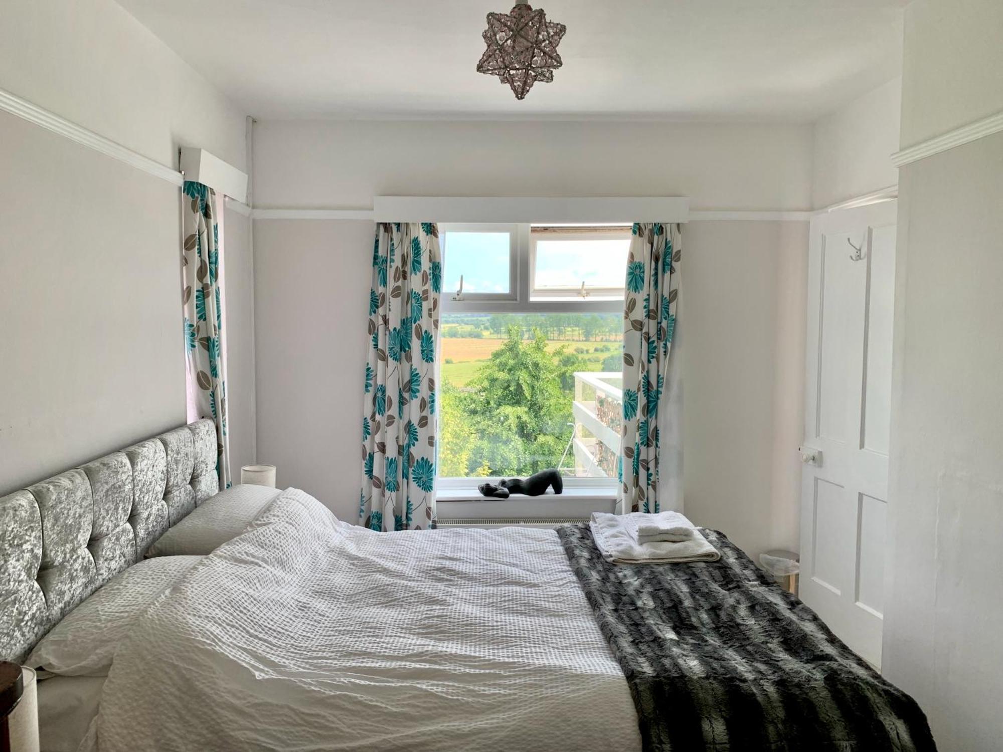 Magic Of Avalon Apartment Glastonbury Bagian luar foto